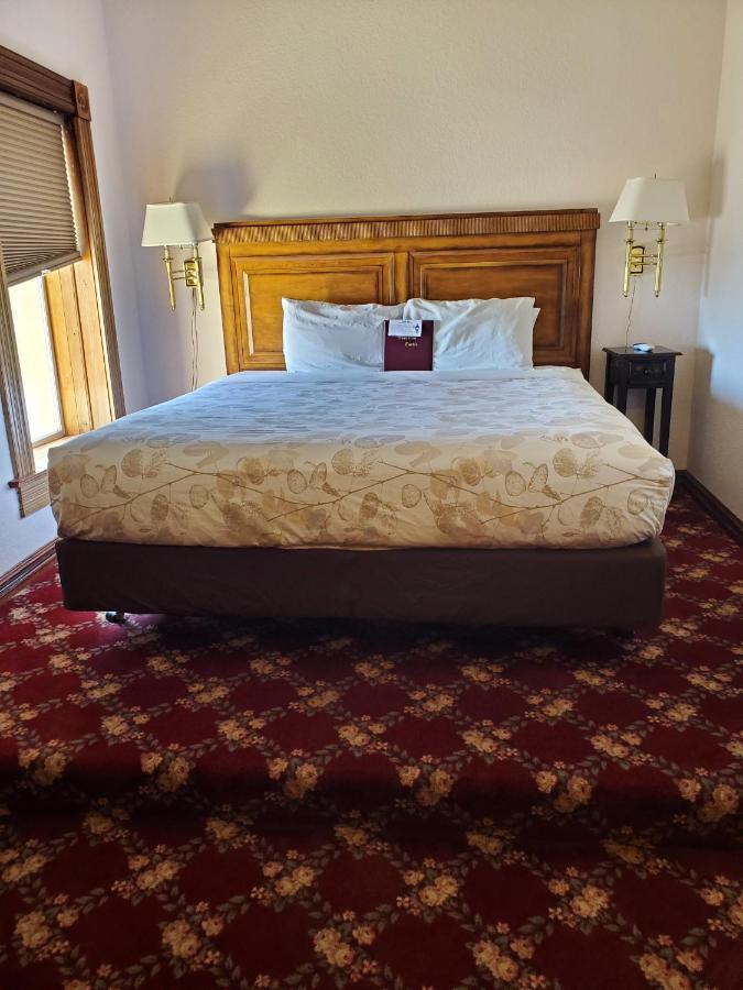 Manresa Castle Hotel Port Townsend Bagian luar foto