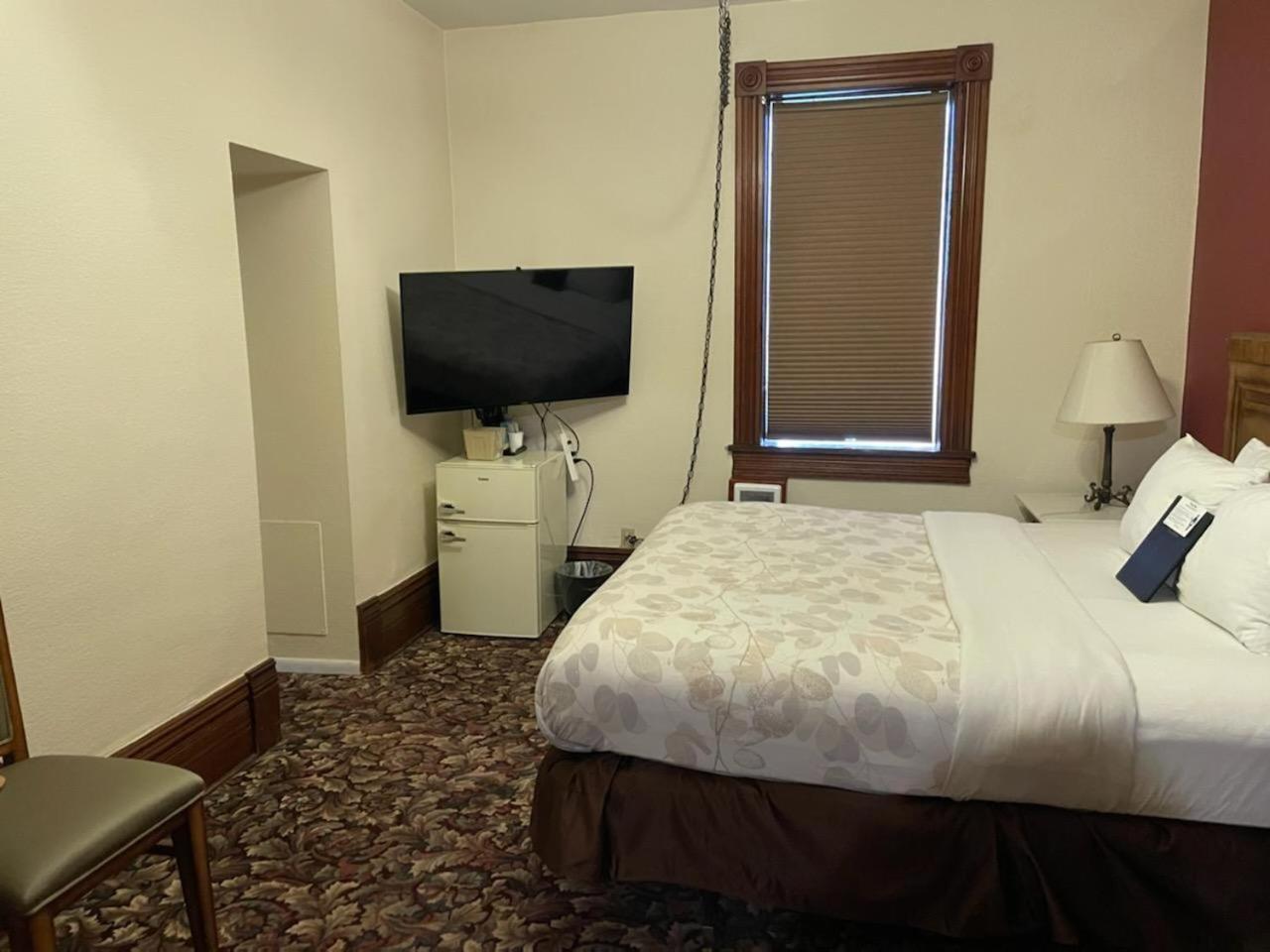 Manresa Castle Hotel Port Townsend Bagian luar foto