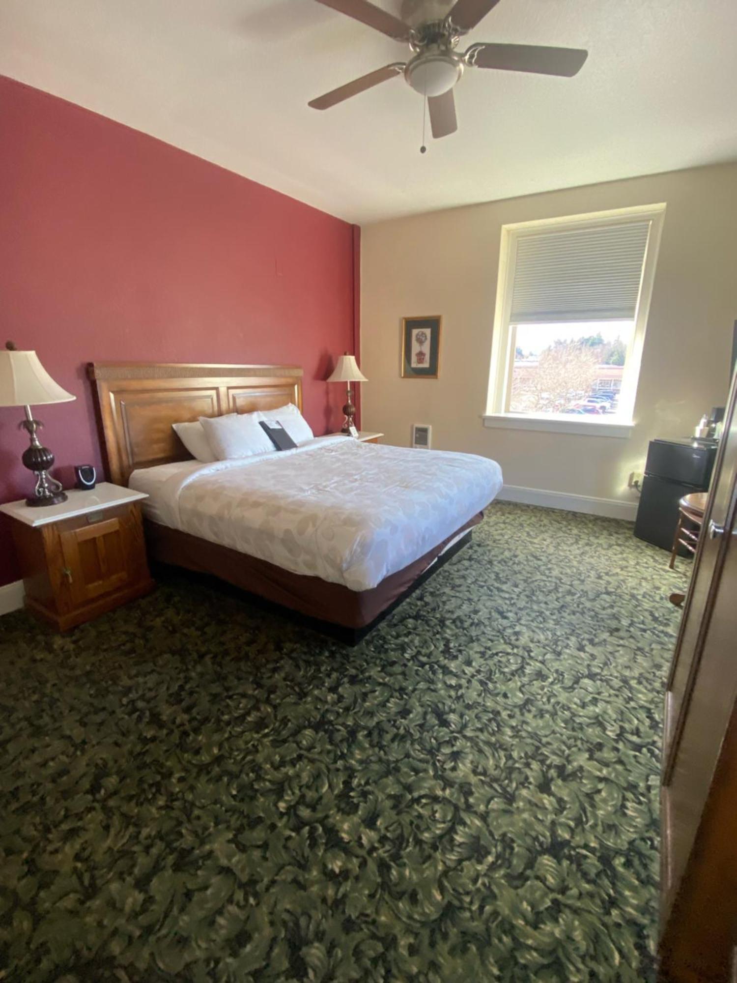 Manresa Castle Hotel Port Townsend Bagian luar foto