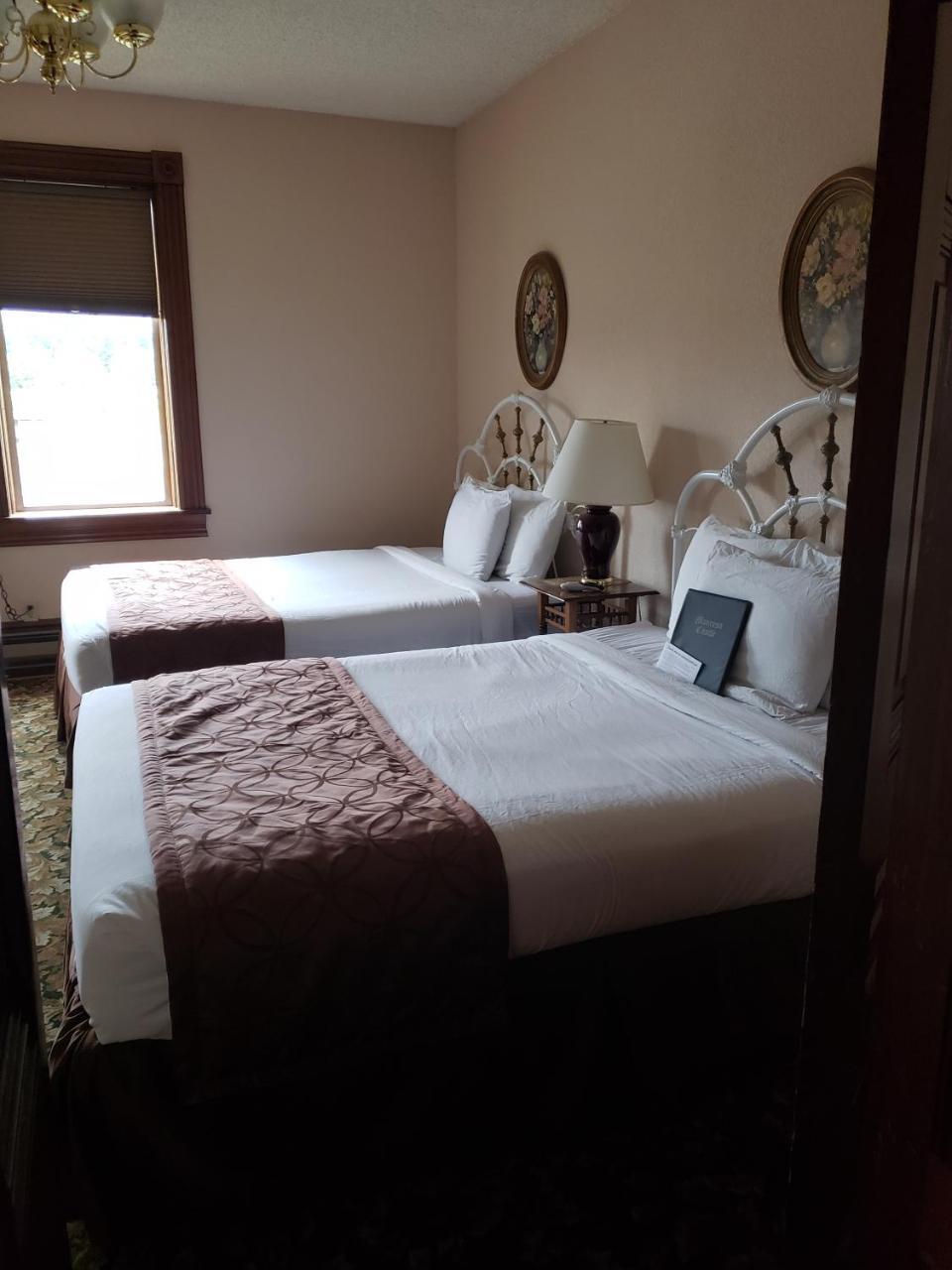 Manresa Castle Hotel Port Townsend Bagian luar foto