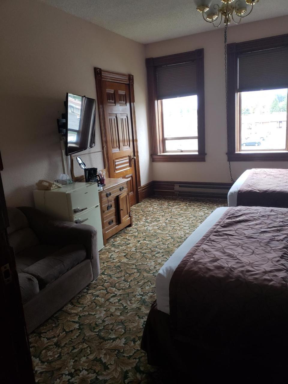 Manresa Castle Hotel Port Townsend Bagian luar foto