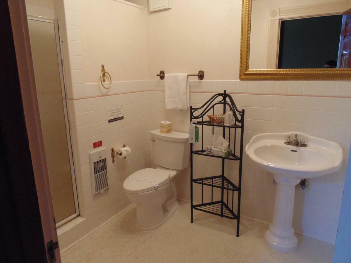 Manresa Castle Hotel Port Townsend Bagian luar foto